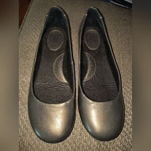 b.o.c. Gunmetal Size 7.5 Flats